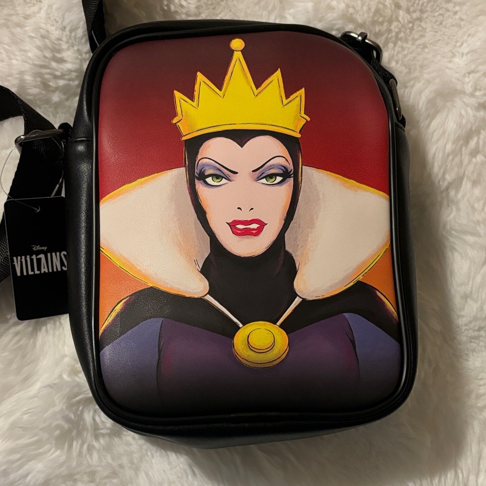 Disney Villains Snow White Evil Queen Purse Crossbody NWT